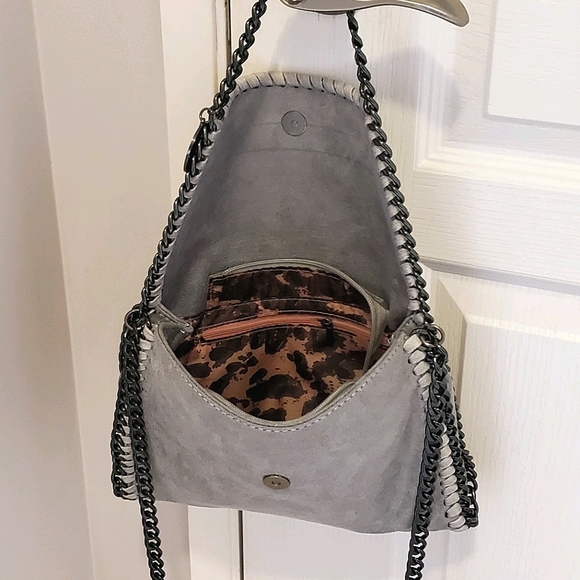 Pouch + cross body - Picture 3 of 4